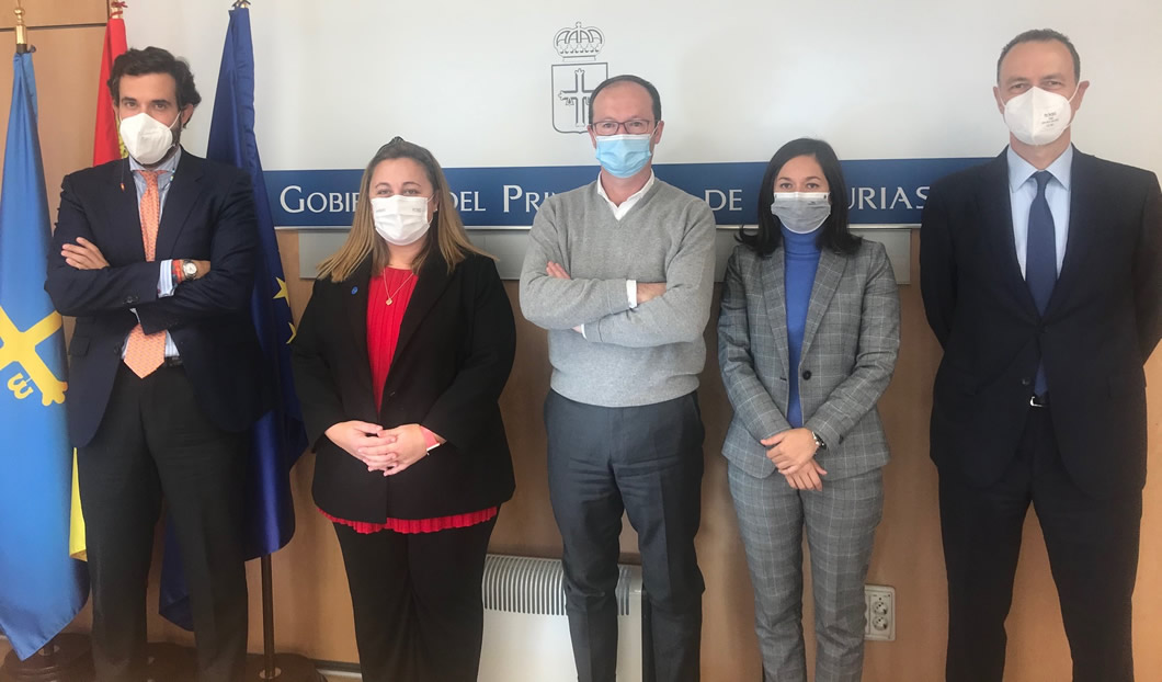 La Consejera de Educación se reúne con la Federación Asturiana de Empresarios La Consejera de Educación se reúne con la Federación Asturiana de Empresarios