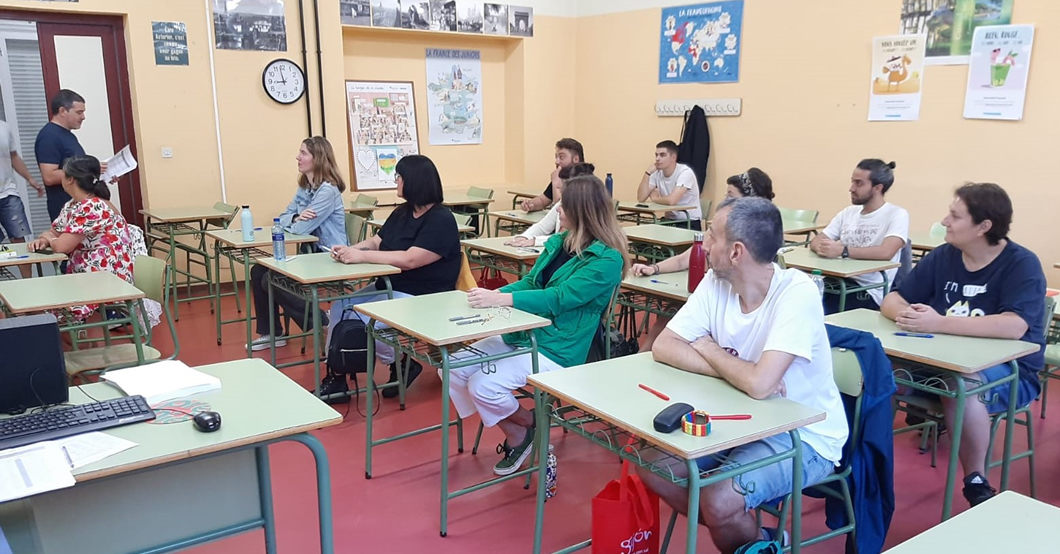 30-09-2023. La Consejería de Educación inicia las pruebas de certificación de lengua asturiana para 218 aspirantes 30-09-2023. La Consejería de Educación inicia las pruebas de certificación de lengua asturiana para 218 aspirantes